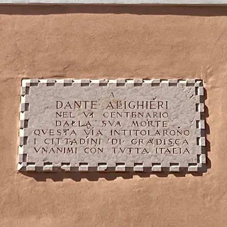 Casa Dante Gradisca dʼIsonzo